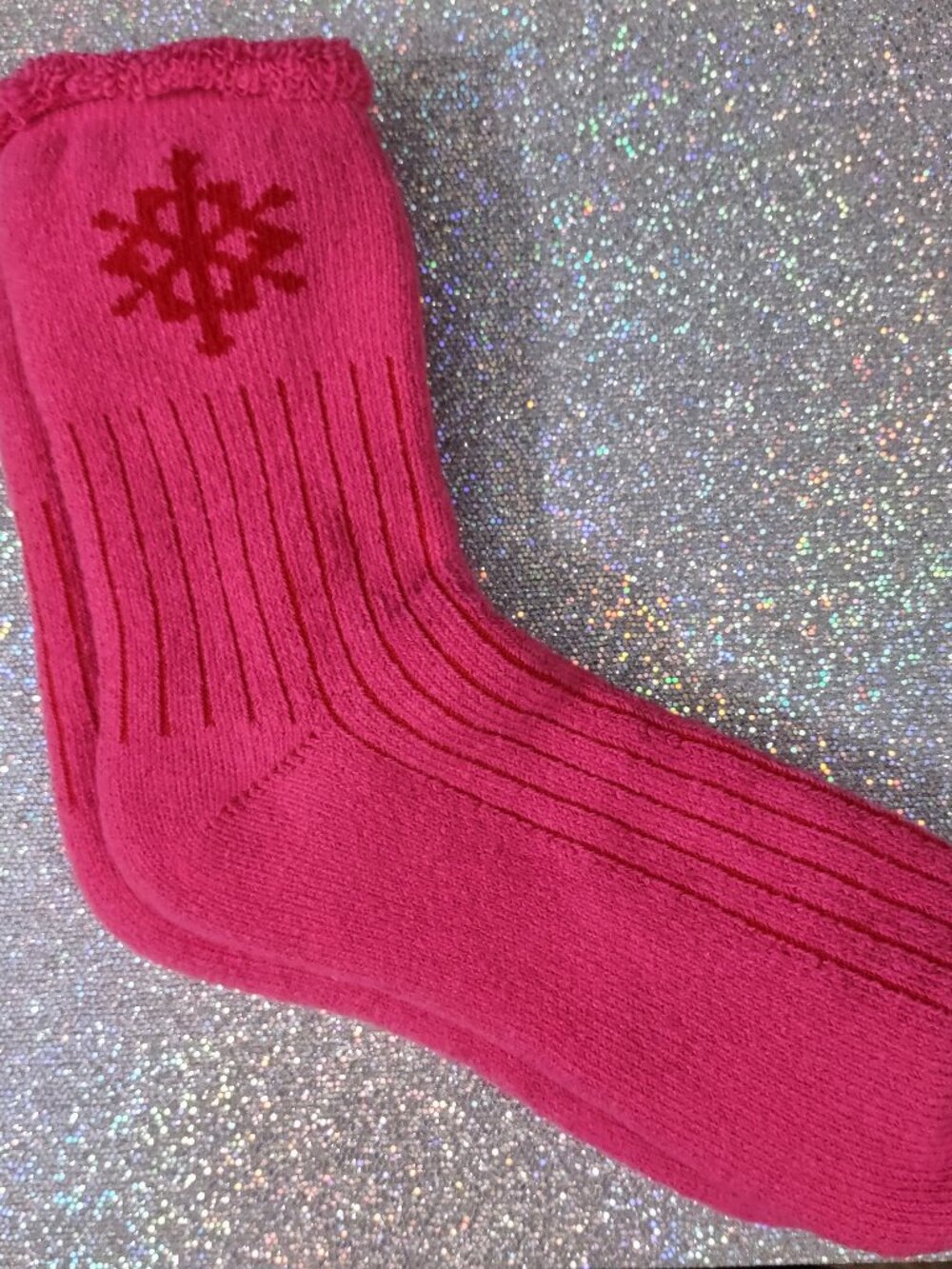 🍓4/$10 Pink Snowflake Slipper Socks